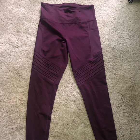 Fila Pants - Fila Athletic Maroon Leggings (With Pockets)